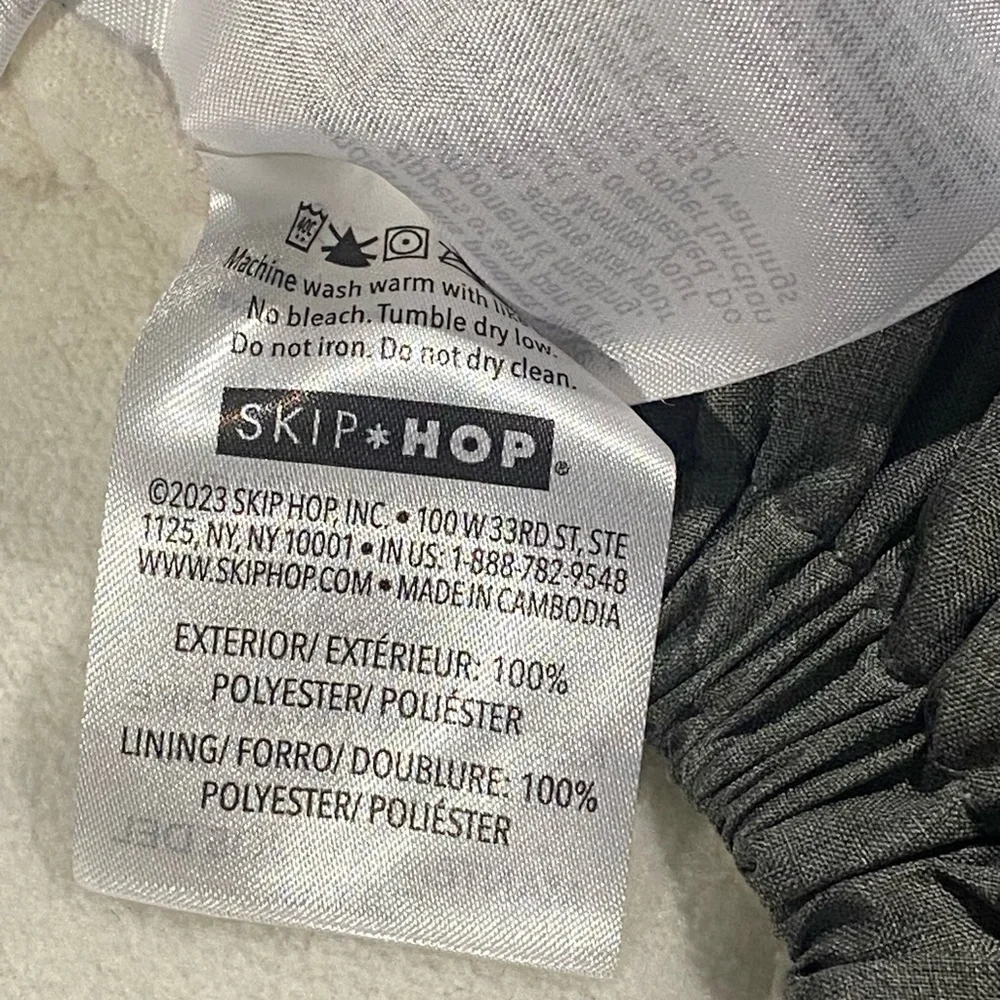 Skip Hop stylish gray